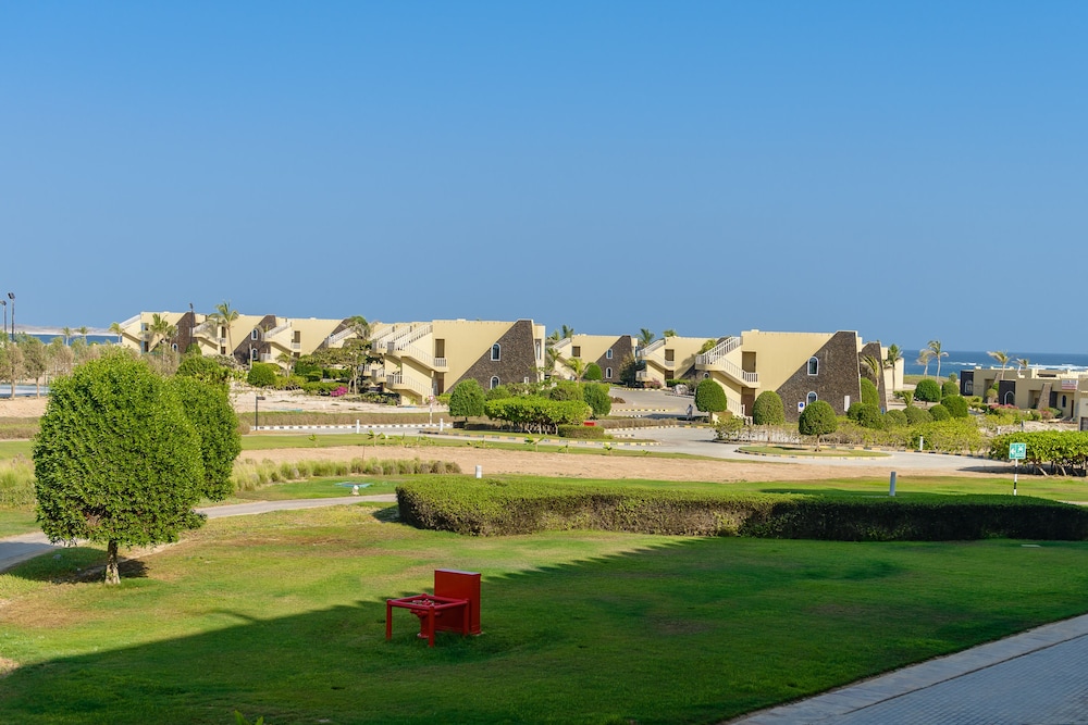 Wyndham Garden Salalah Mirbat 59/70