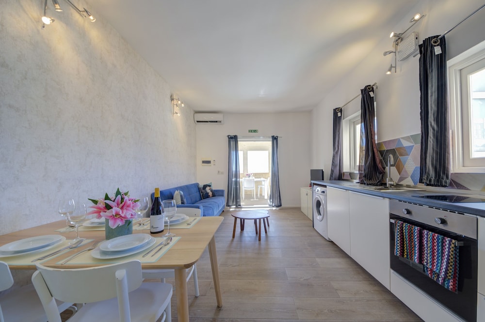 Tritoni harbour suites 36/55