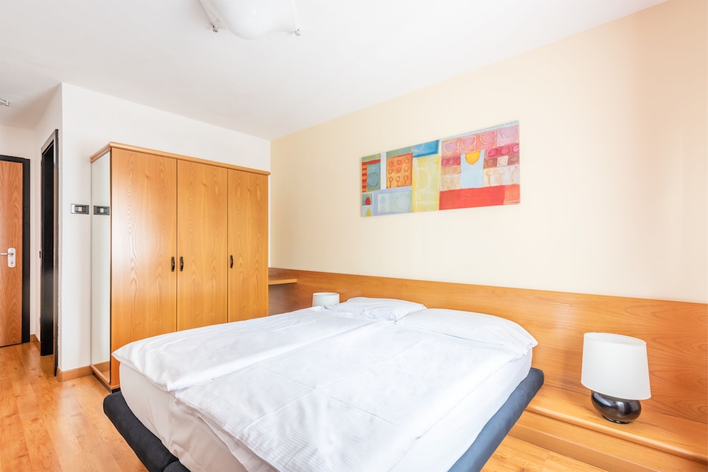 غرفة كلاسيكية بسرير مزدوج، Alpina Hotel 6/10