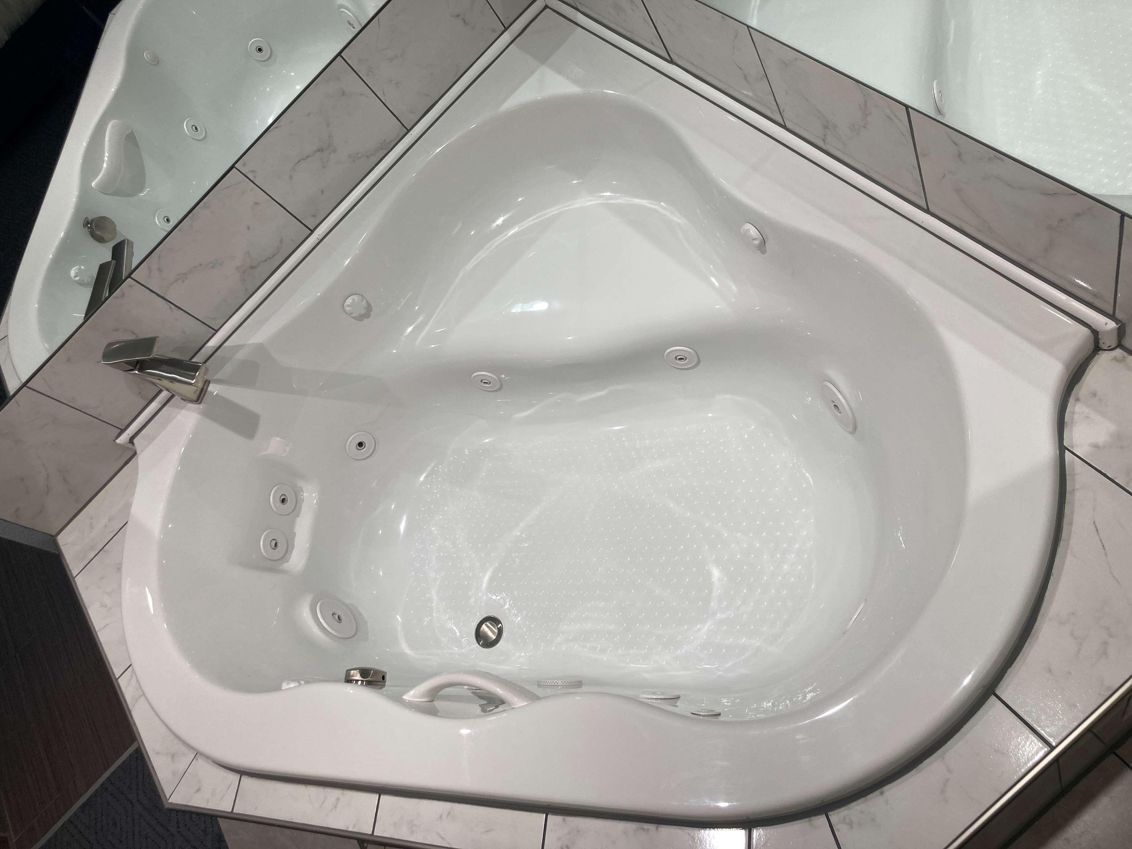 Room, Best Western Plus Reading Inn & Suites 7/10