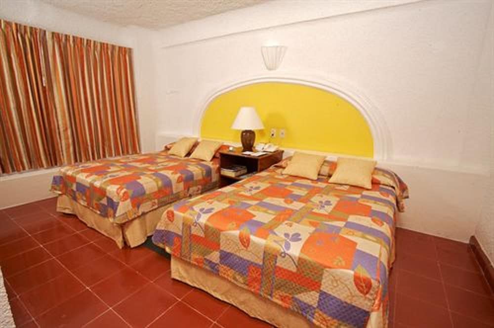 Antillano Hotel 46/60