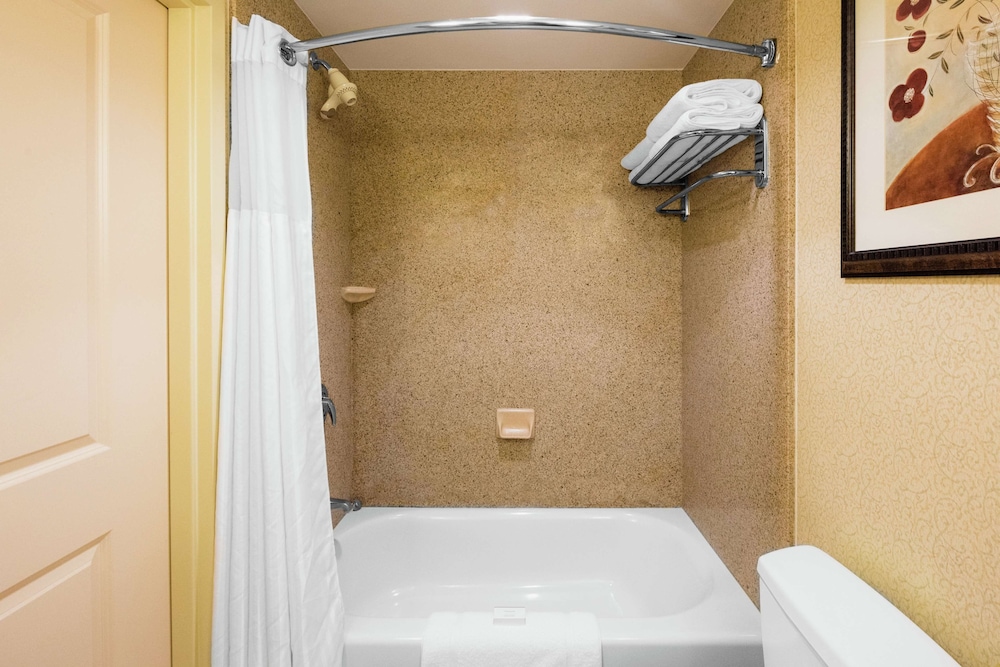 Hilton Garden Inn Meridian 16/49