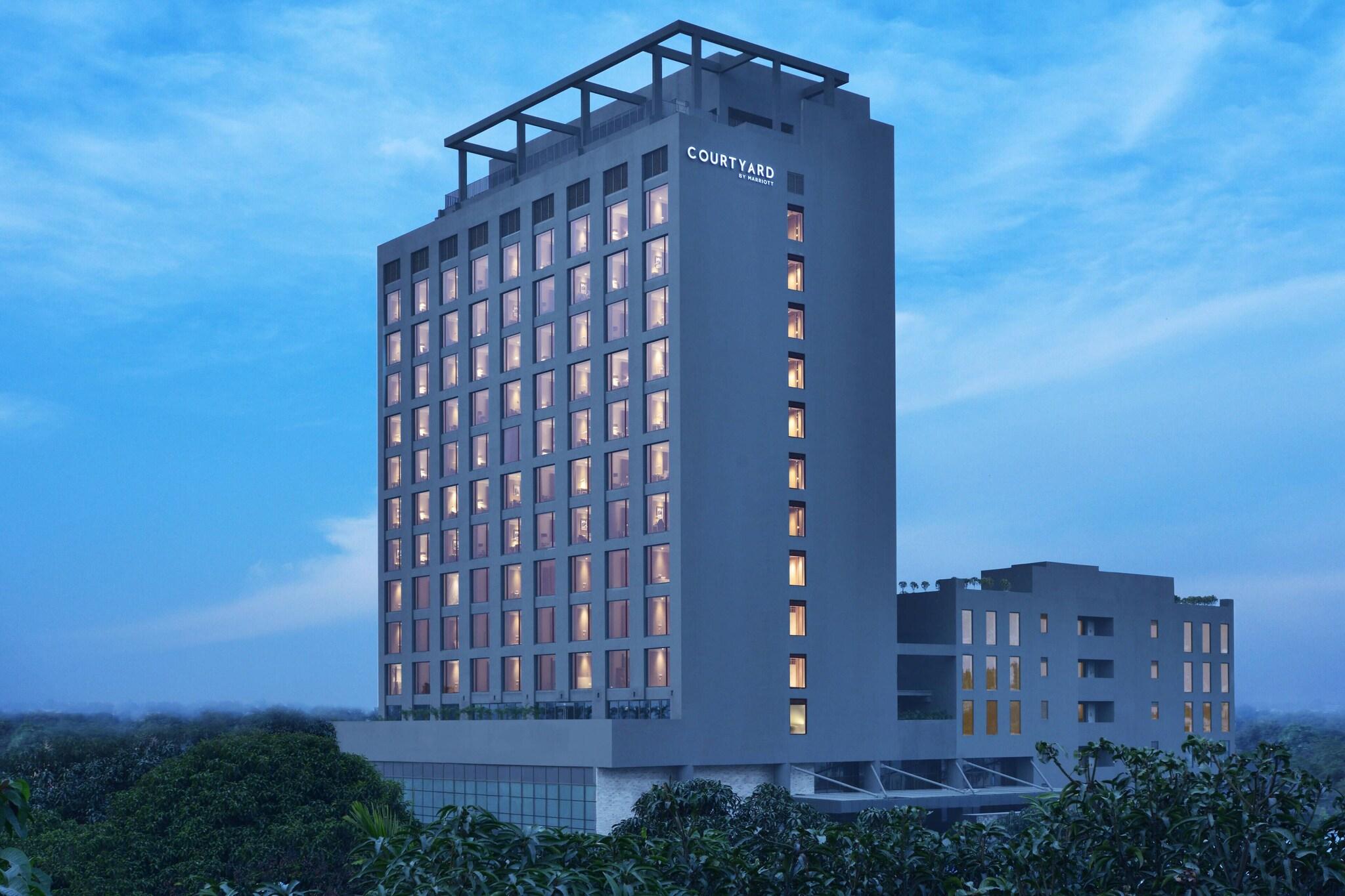 Courtyard Siliguri 2/50
