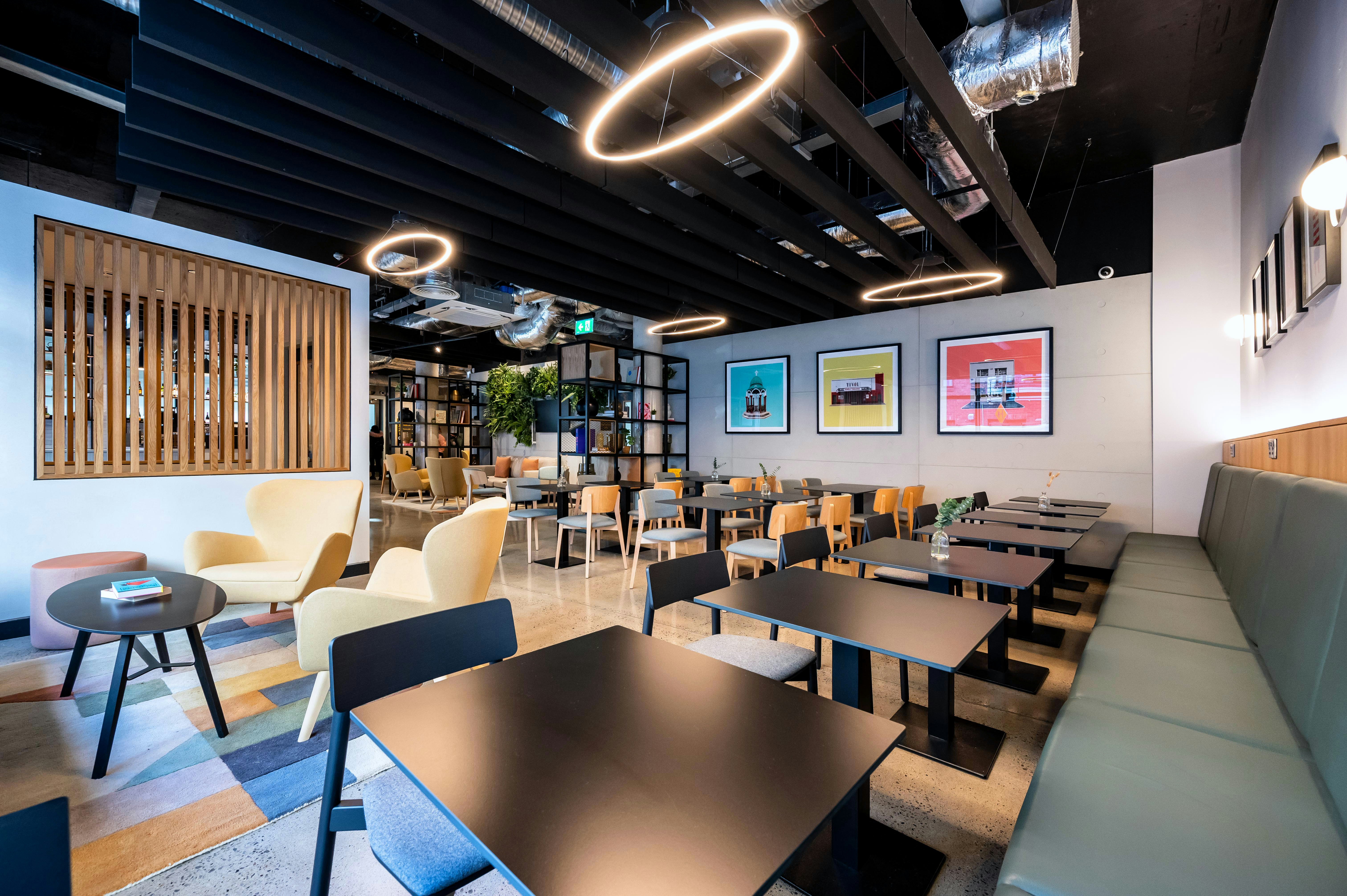 Staycity Aparthotels Tivoli 37/47