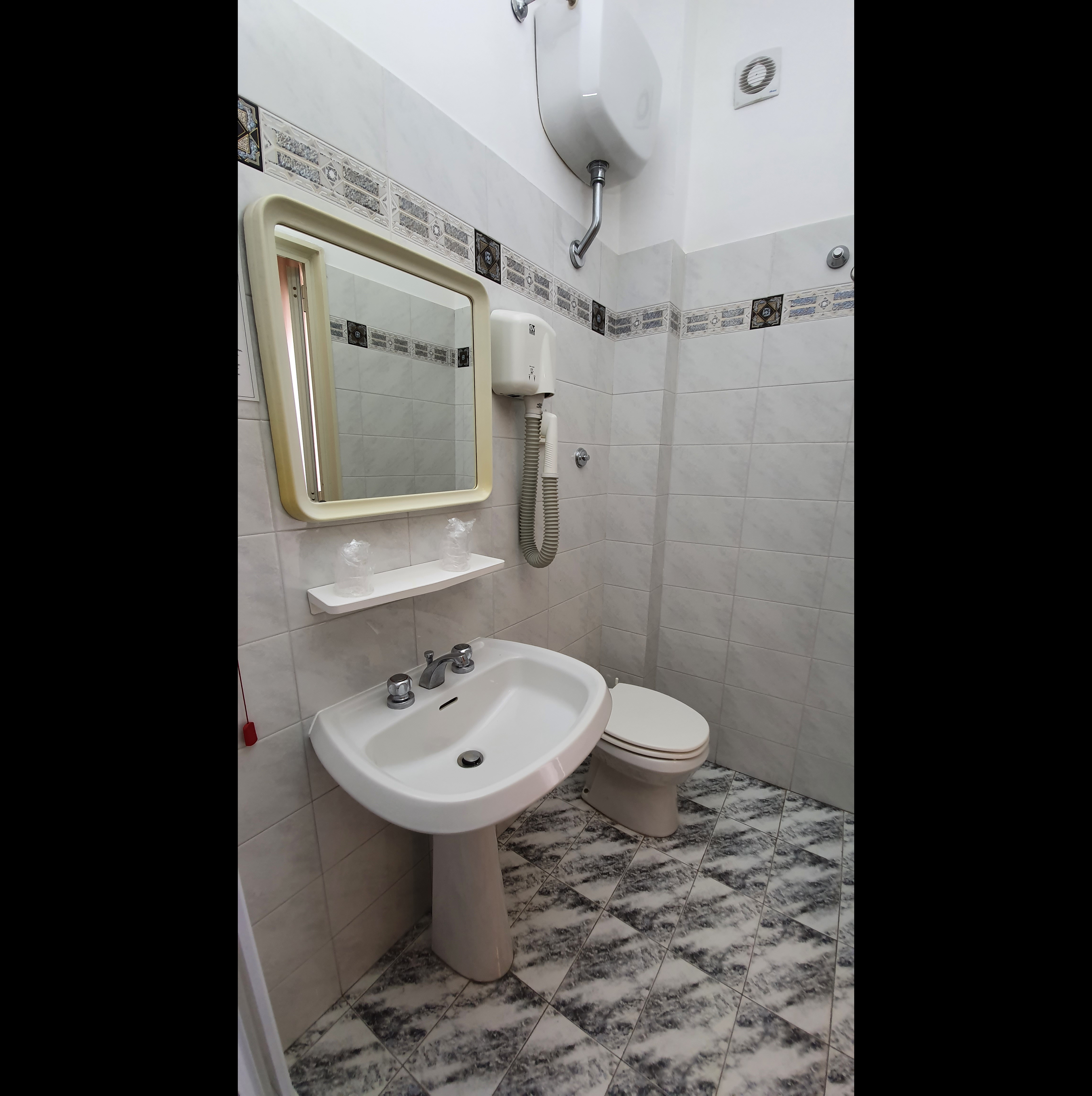 Villa Letizia - Casa Per Ferie 39/44