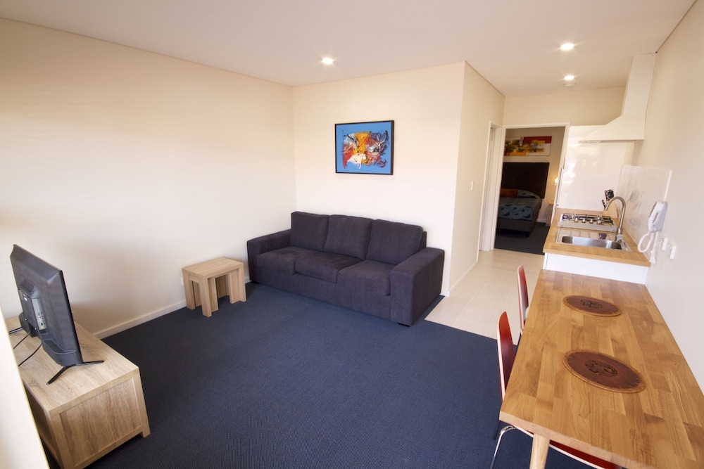 Bunbury Apartment Motel 28/50