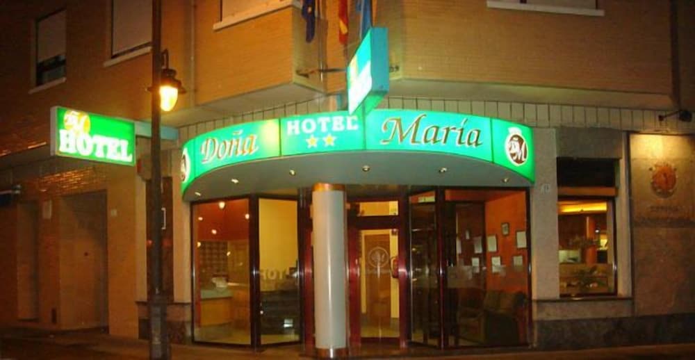 Doña María Hotel 1/25