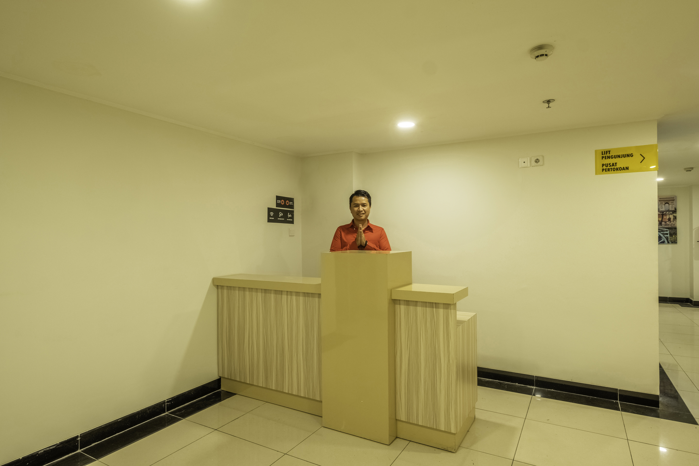 Lobby at Collection O Hotel Pasar Baru Heritage, BANDUNG