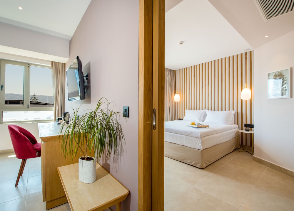 M City Hotel 35/63