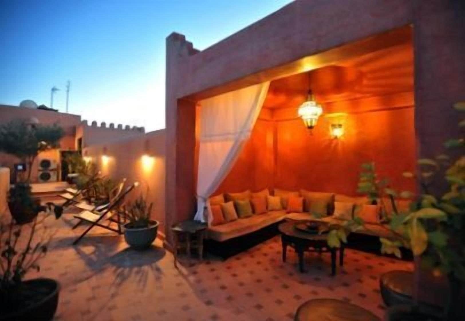 Riad Asna 14/18