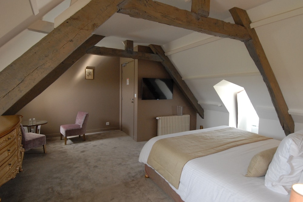 Domaine De Bayeux 19/69