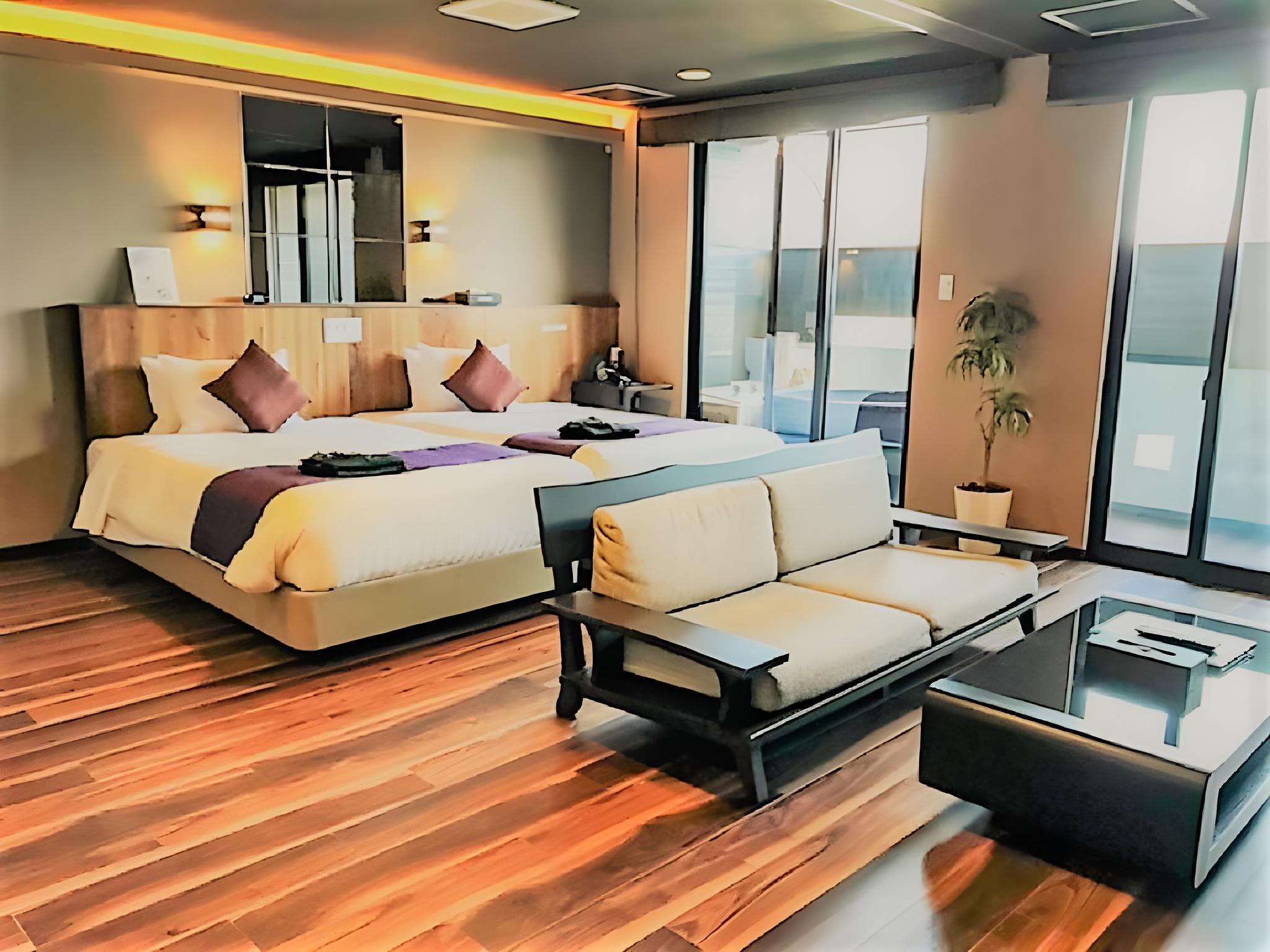 Japanese Western, Luxury, Mountain View, Ocean View, Night View, Smoking Type Not Guaranteed