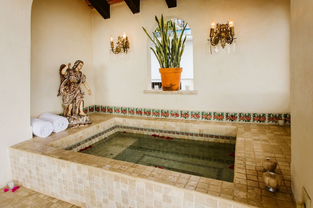 Hacienda San Angel 24/50
