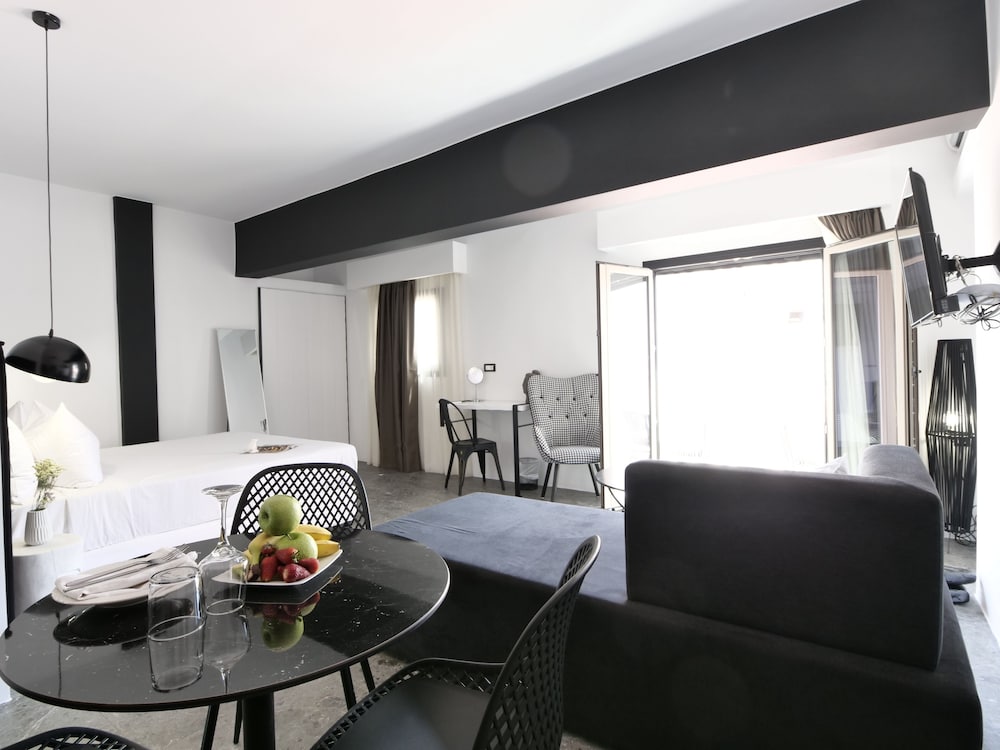 Kalypso Hotel 26/48