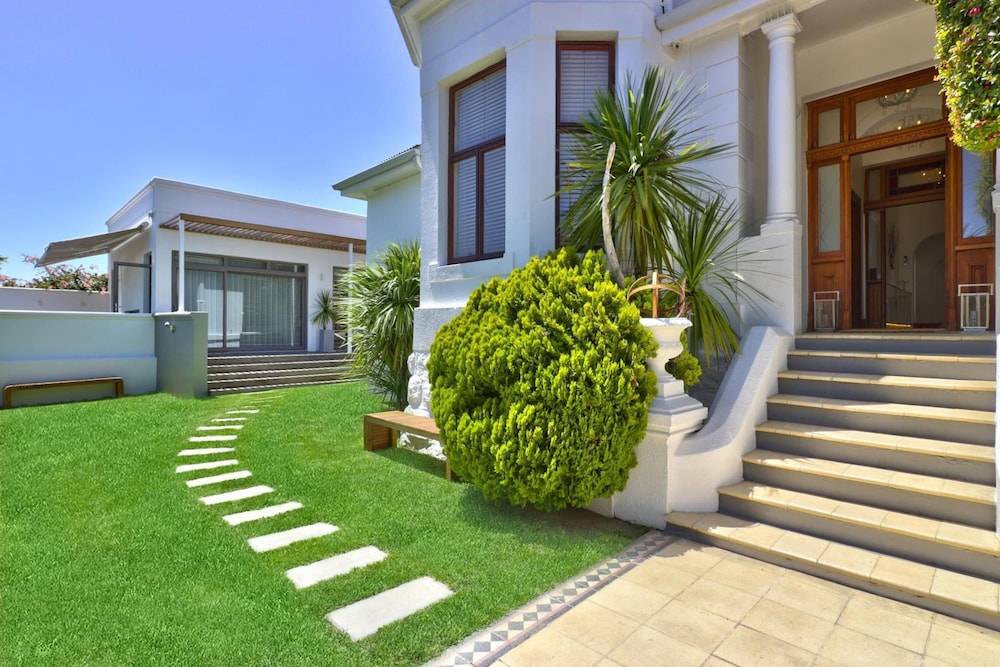 Cape Diem Lodge 33/46
