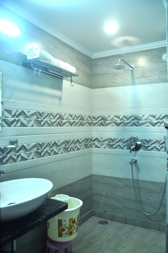 Hotel Sgt Plaza 4/35