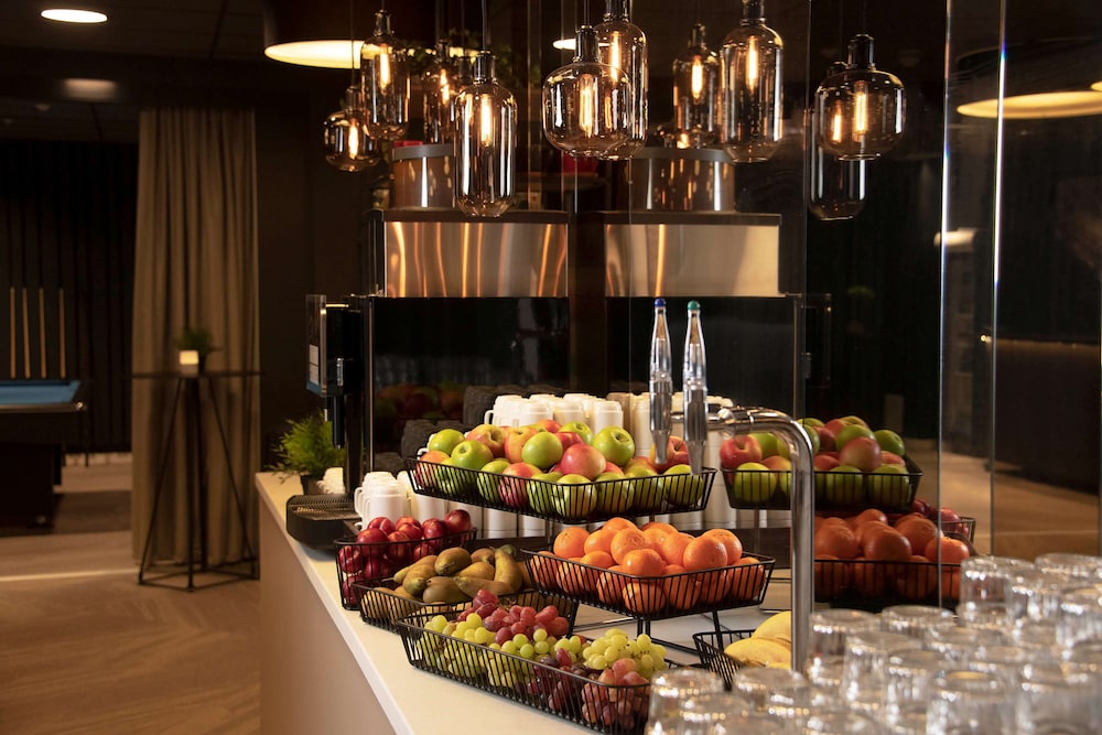 Park Inn By Radisson Oslo Airport Hotel West 23/75