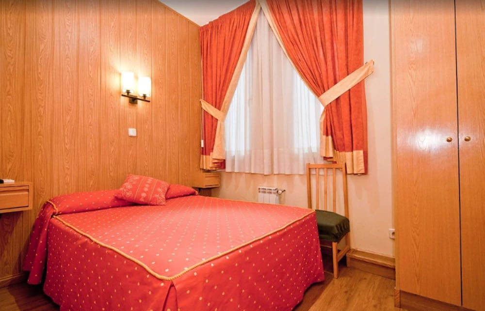 Hostal Oporto 15/31