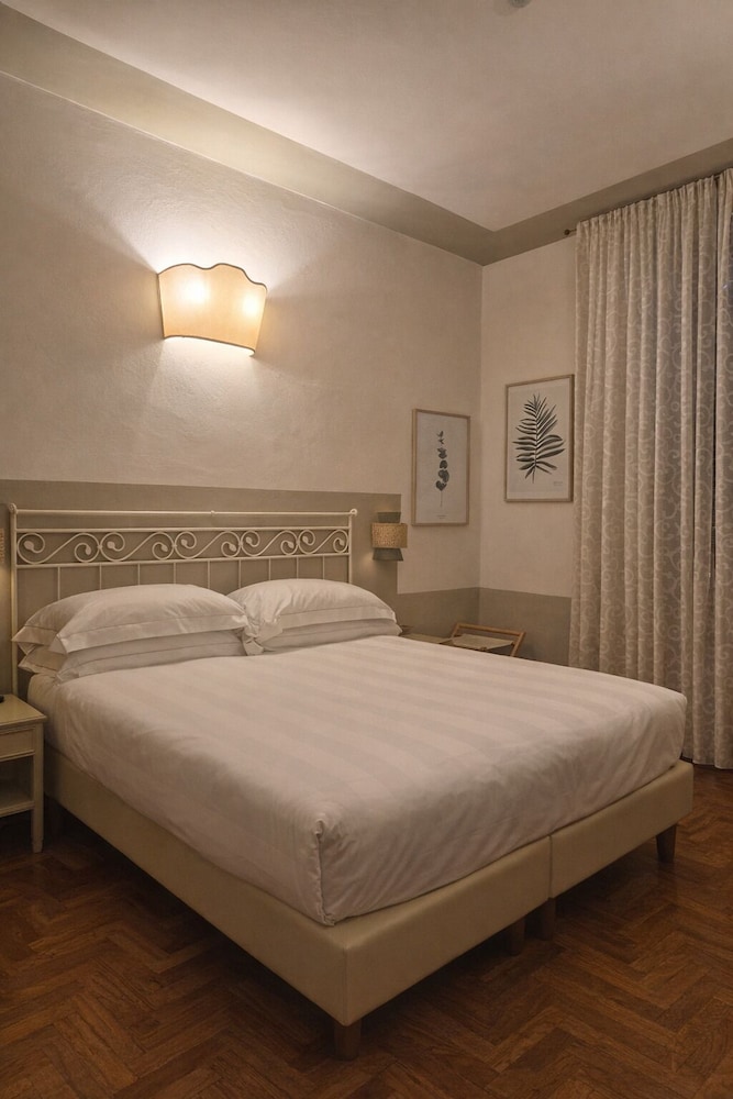SUPERIOR, DOUBLE BED, WITH VIEW