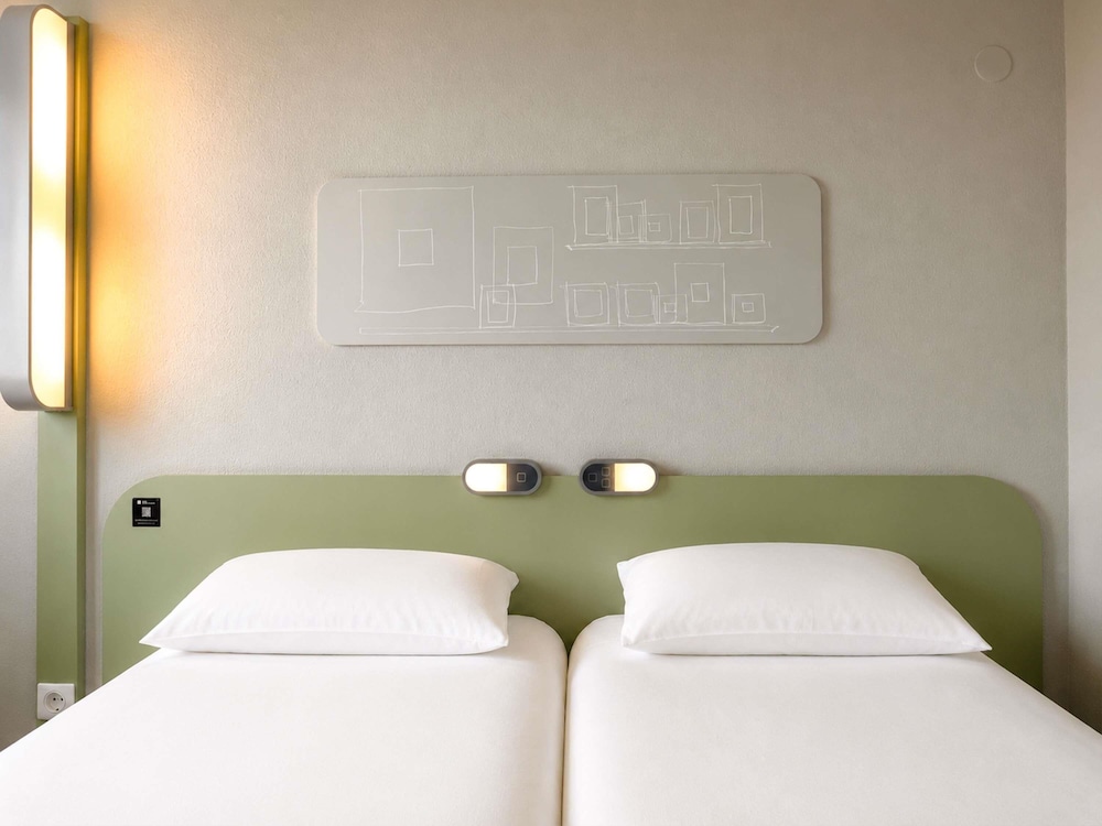 Ibis Budget Caen Porte De Bretagne 20/46