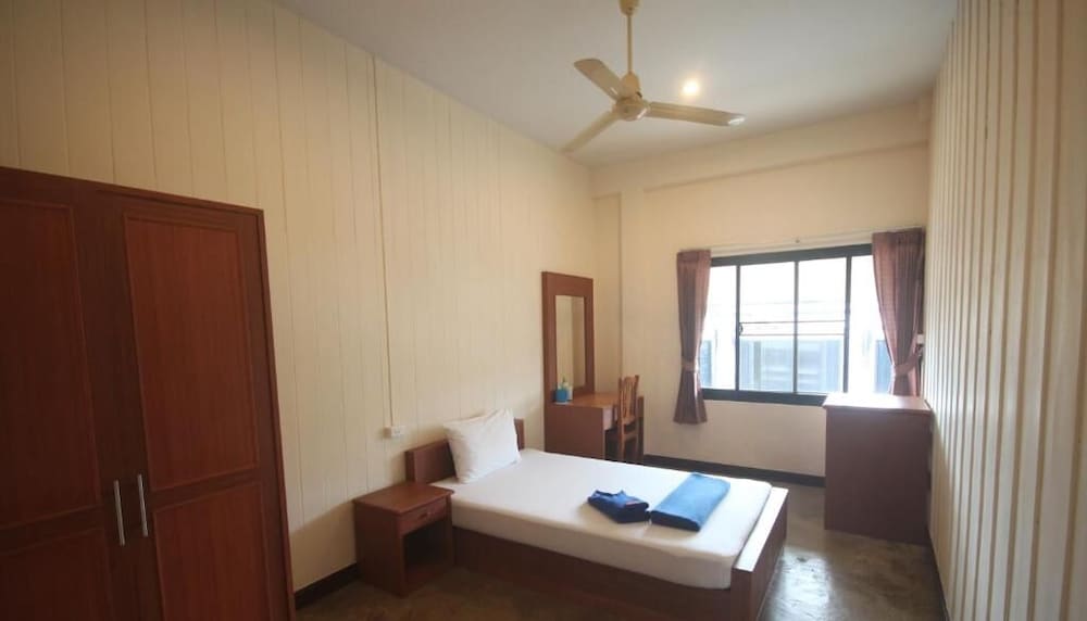 My Place At Surat Hotel 27/63