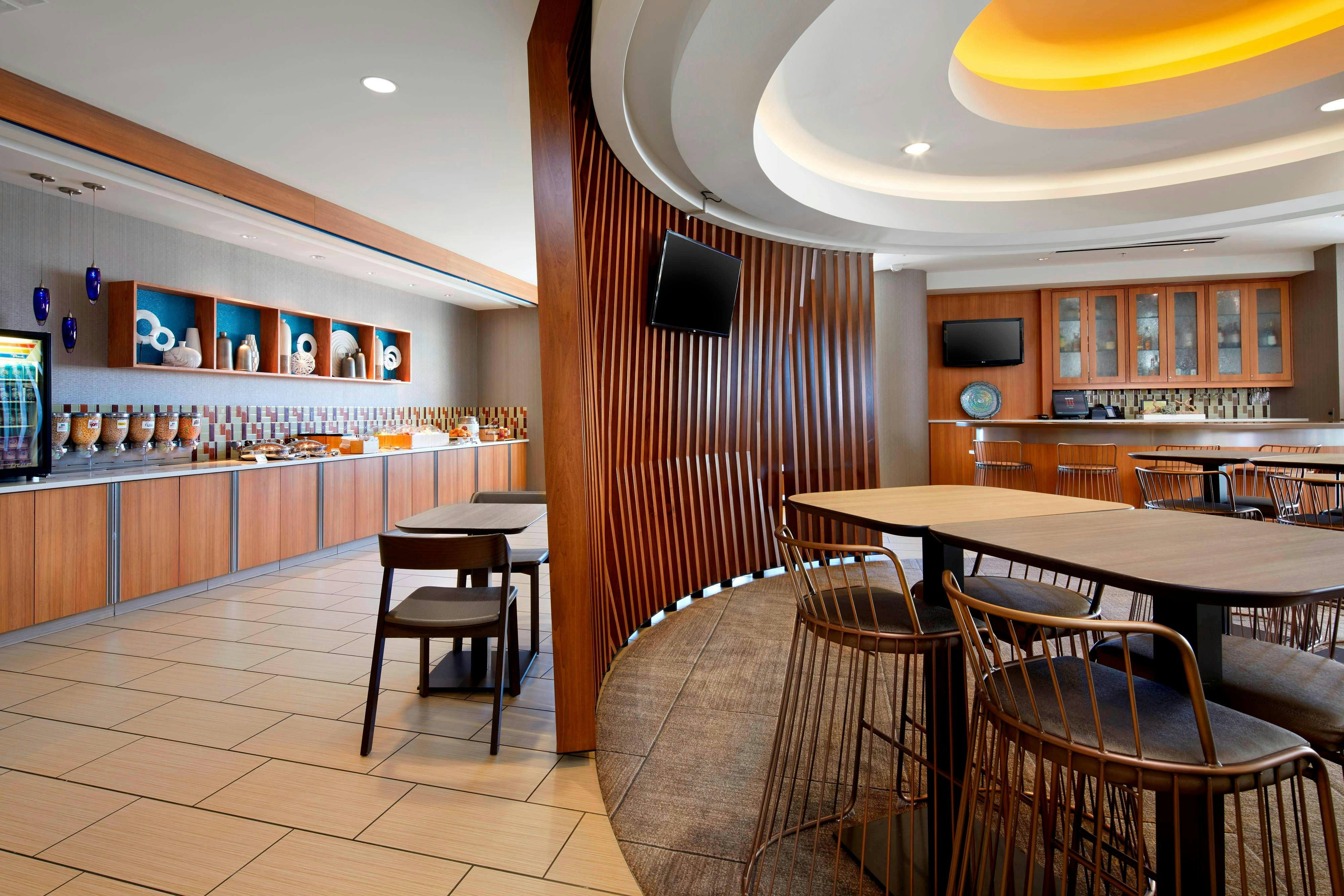 SpringHill Suites by Marriott Pittsburgh Bakery Square 6/10