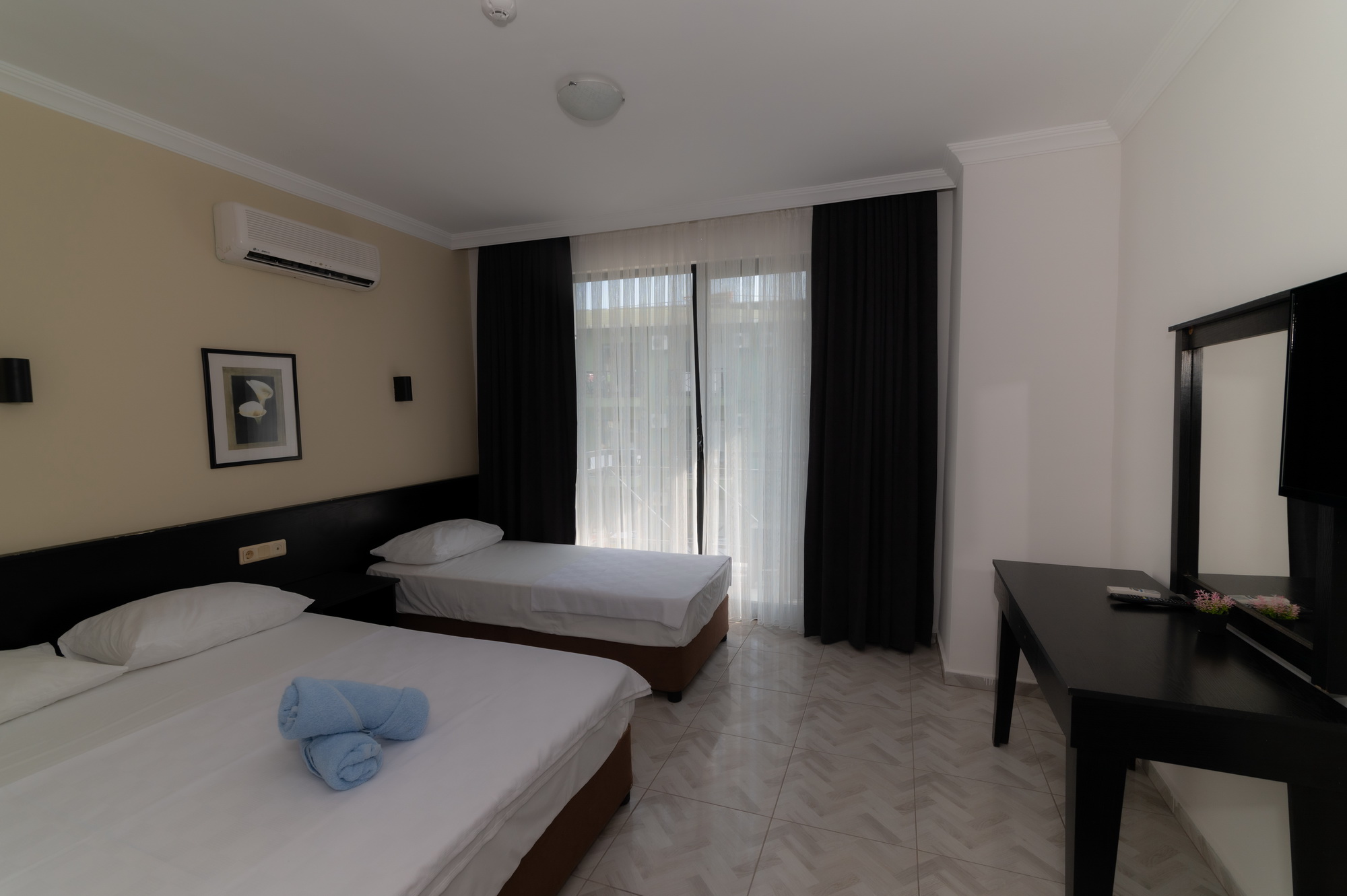Belsea Hotel 5/17