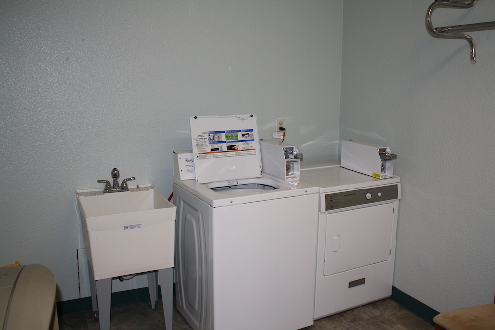 Executive Inn and Suites Wichita Falls 33/44