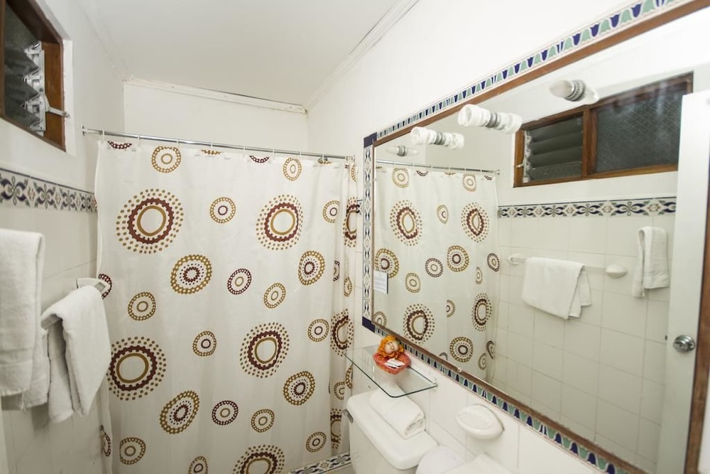 1492 Hotel 27/51