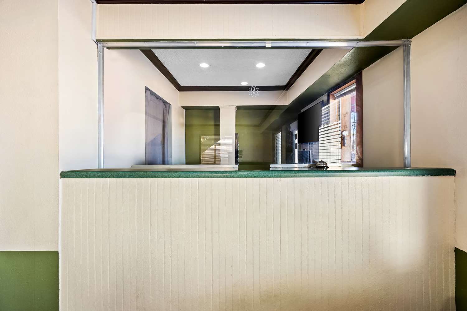Americas Best Value Inn Ft Jackson 9/32