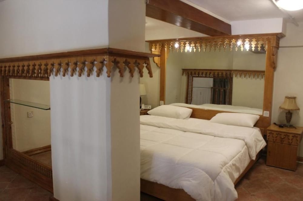 Kuwait Palace Hotel Apartment 25/66