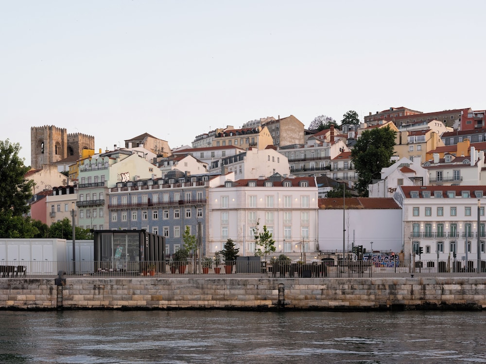Lioz Lisboa Hotel 41/50