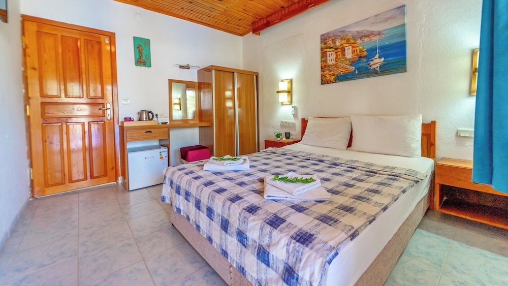 ECONOMY, DOUBLE BED