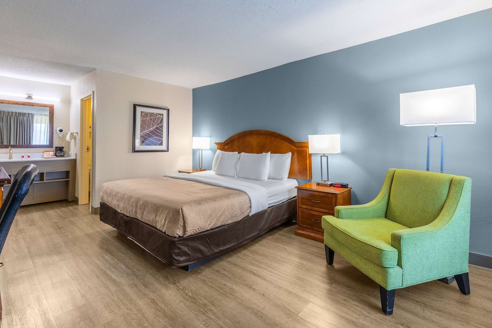 Econo Lodge Middlesboro, KY 18/31