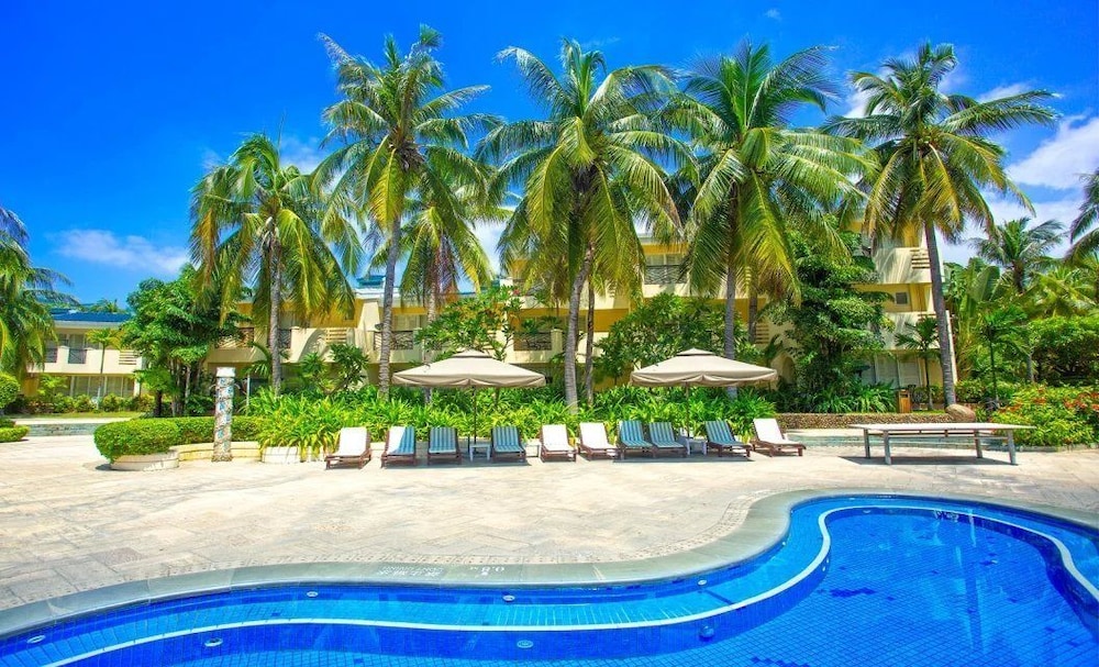 PALM BEACH RESORT AND SPA 45/48