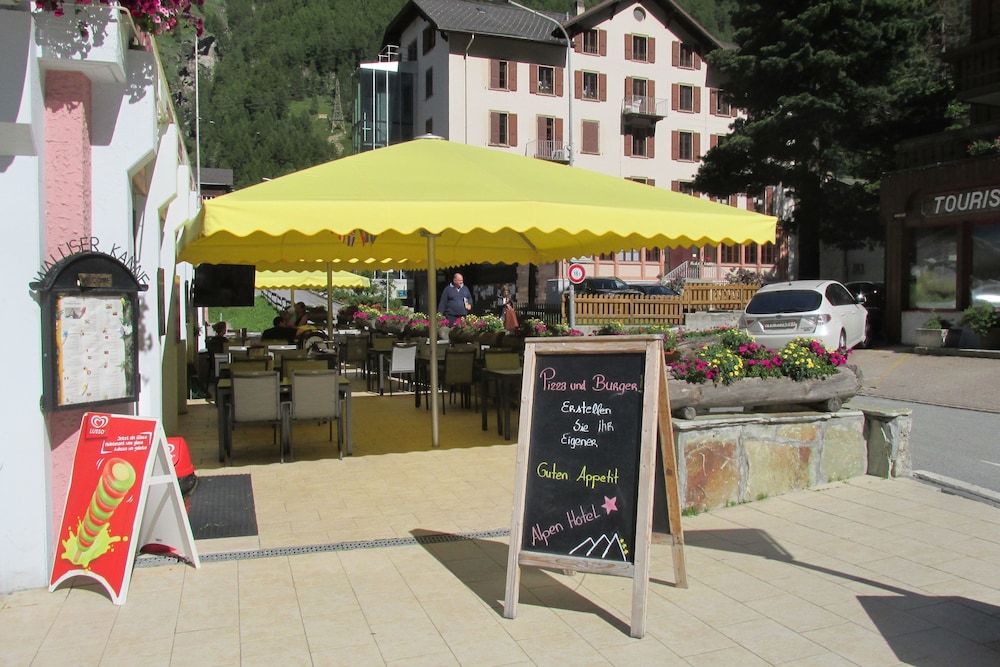 Matterhorn Inn 51/57