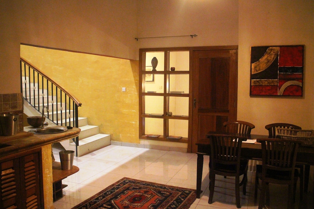 Accra Royal Castle Apartments Suites 23/48