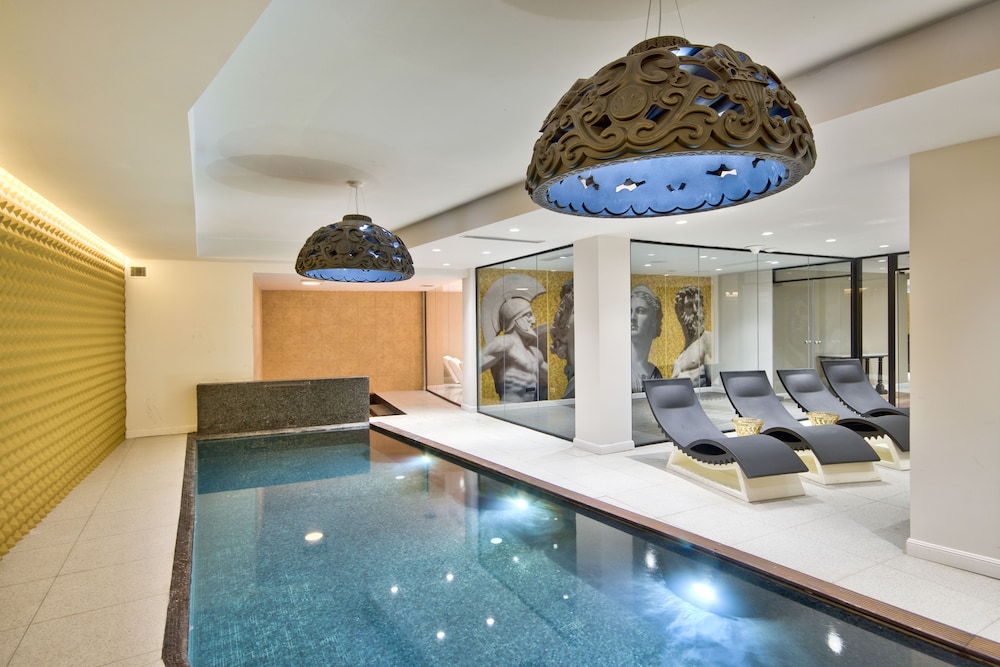 Holm Hotel And Spa 35/76