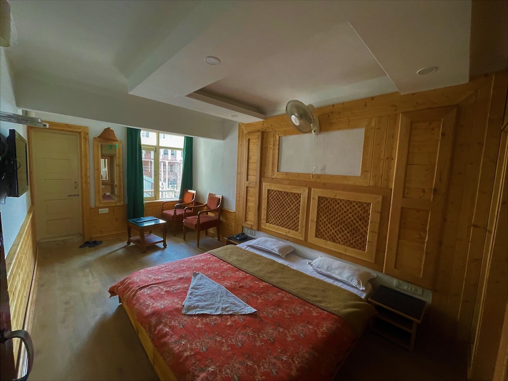Hotel SADAF 15/45