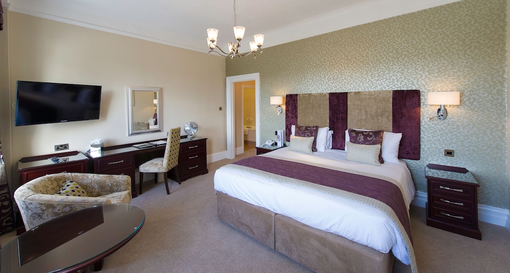 The Imperial Hotel 18/49