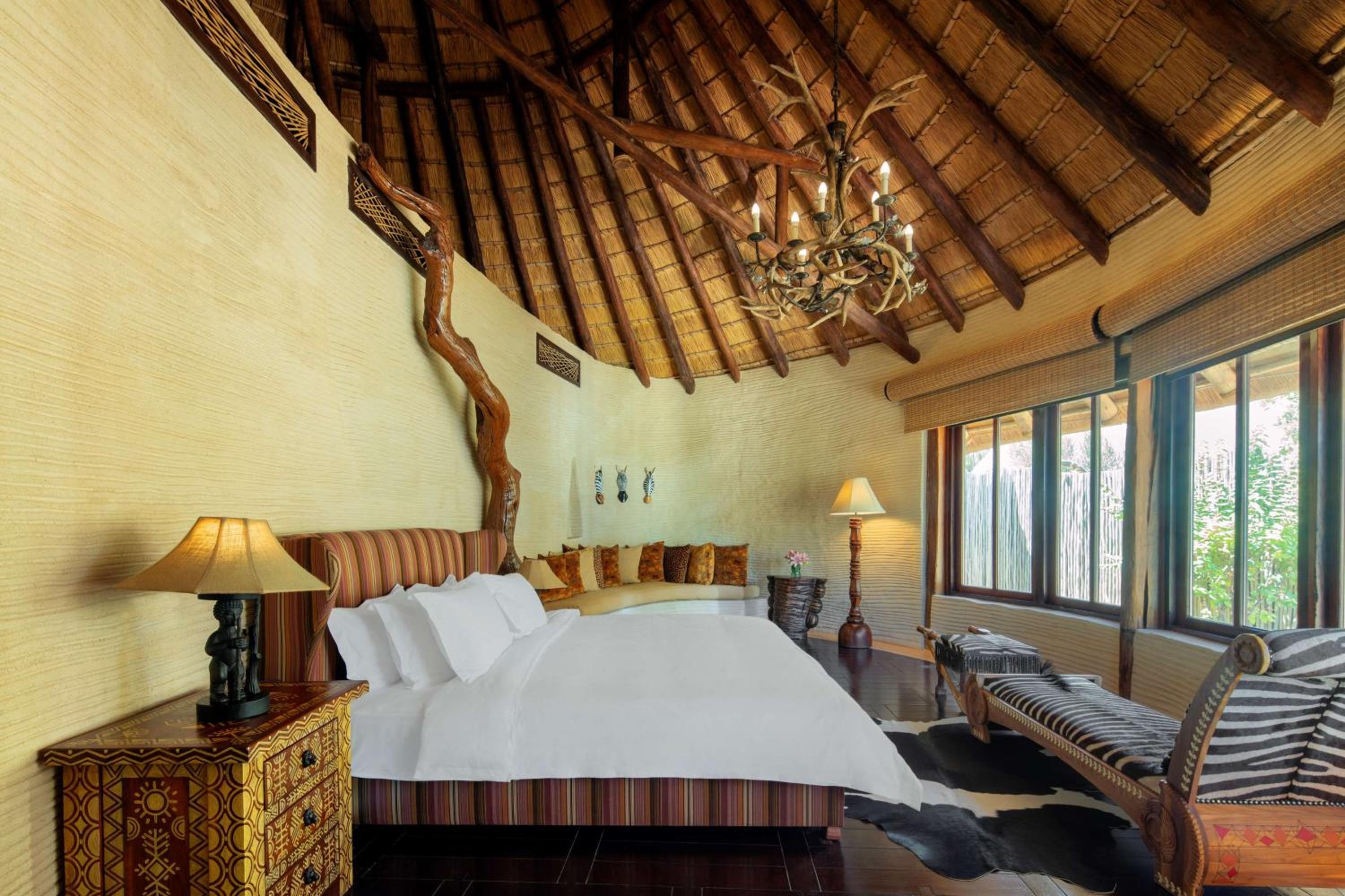 2 Bedrooms, Royal, Villa, King and Twin Beds, Private Pool