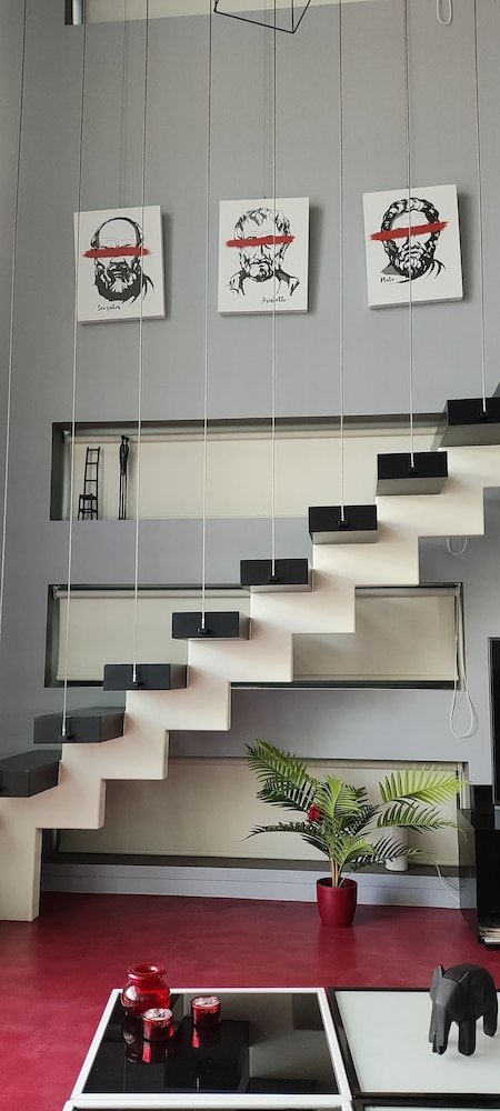 Athina Art Apartments 3/43