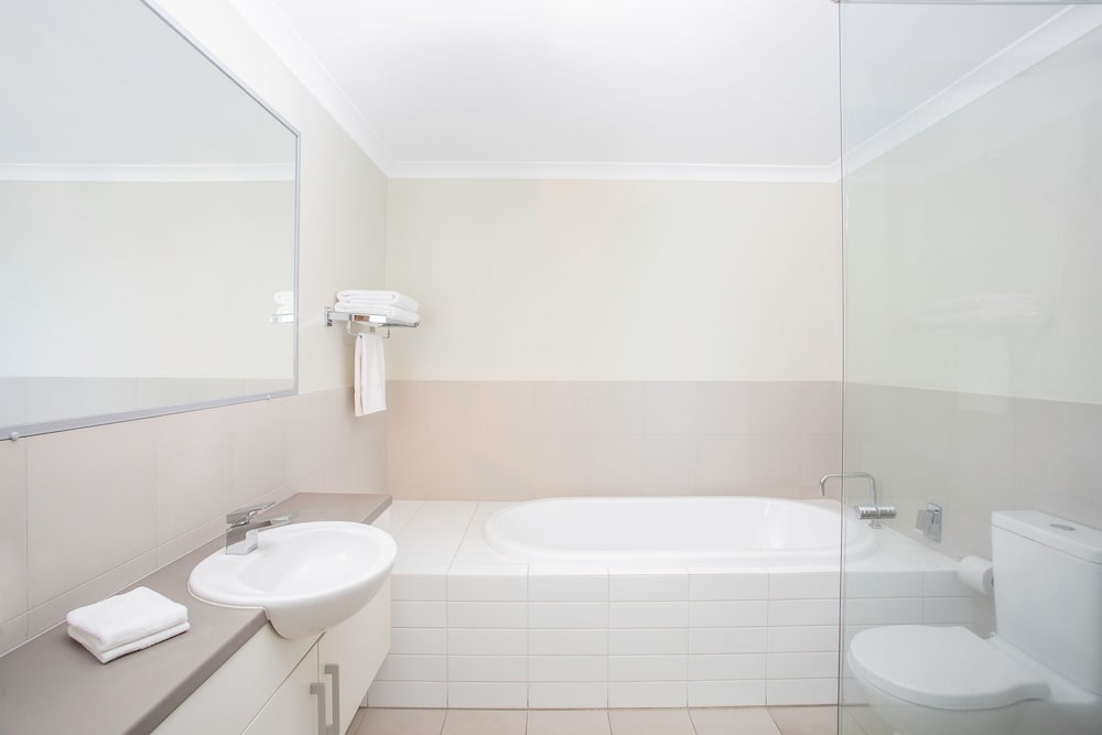 Mantra Geraldton 61/65