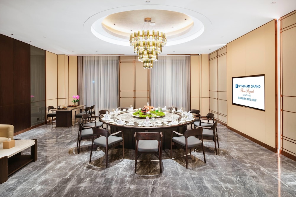Wyndham Grand Plaza Royale Longchang 30/32