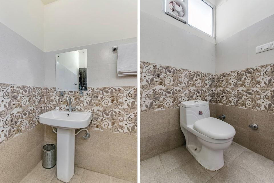 Oyo 12442 Twilight Guest House 21/21