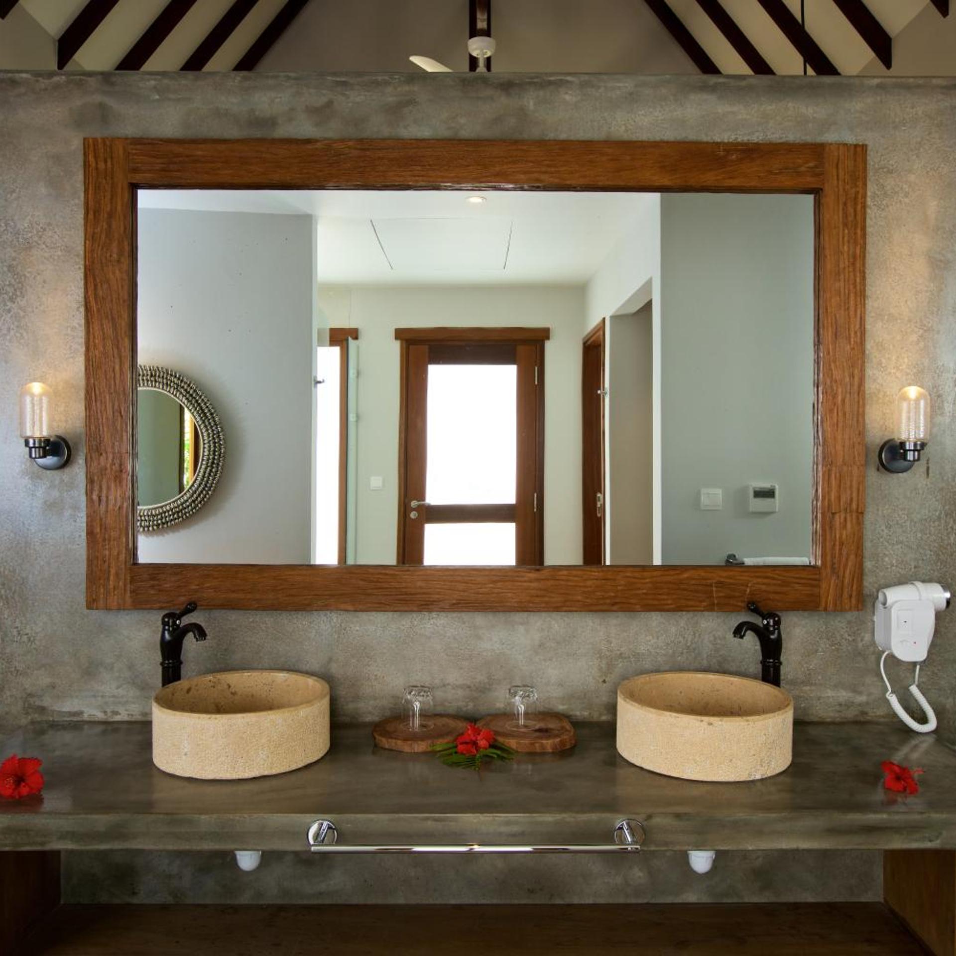 Les Lauriers Eco Hotel 48/50