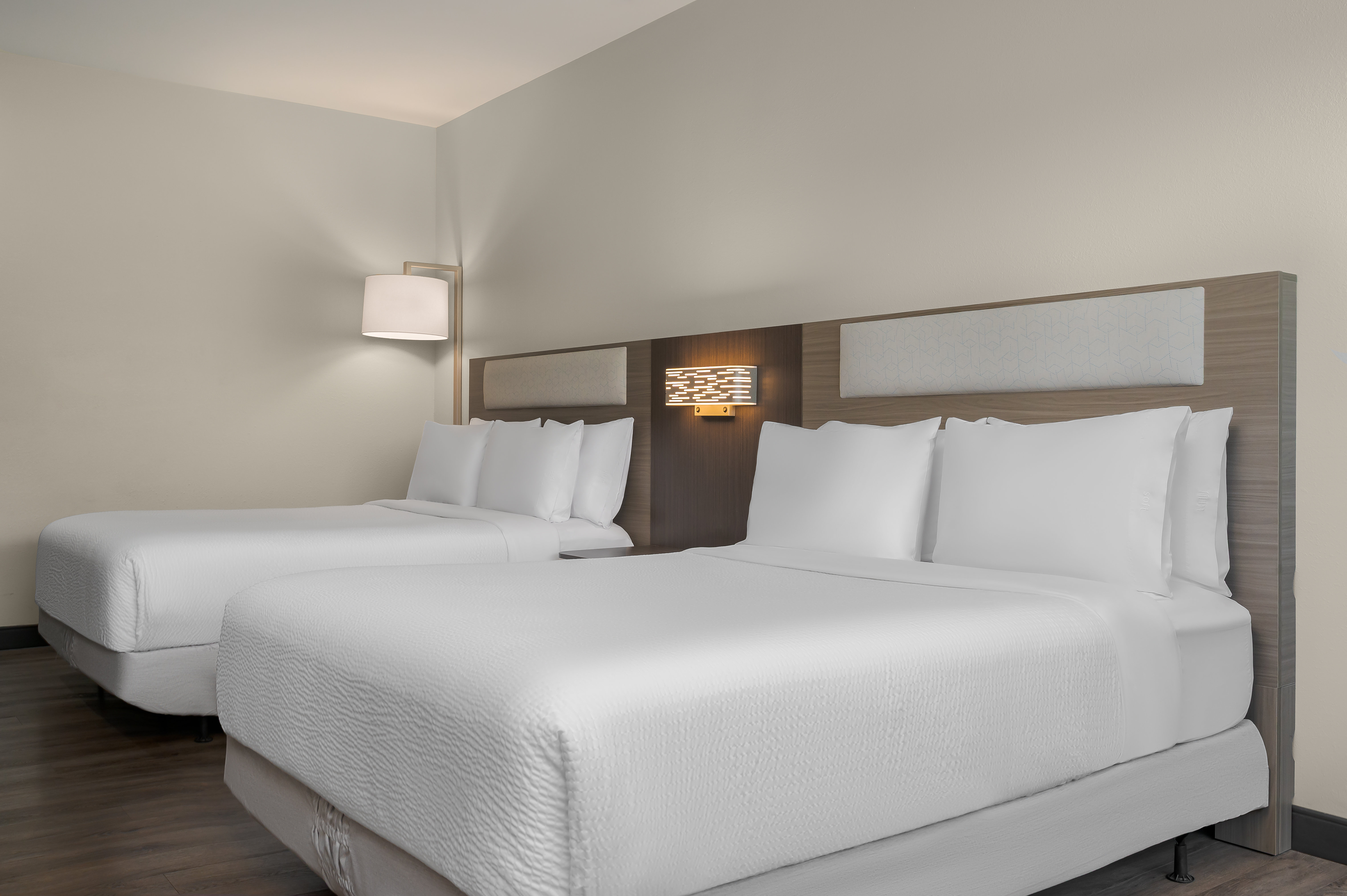 Glo Best Western Lexington 21/70