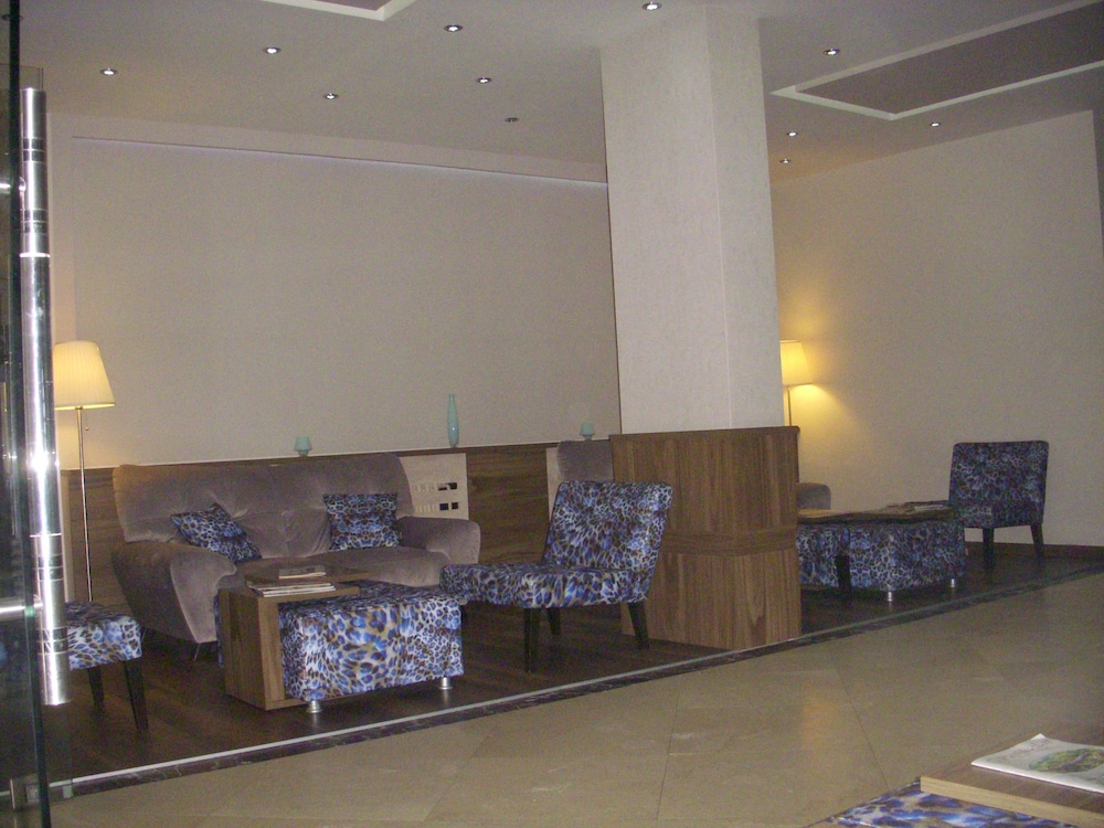 Hande Hotel 16/60