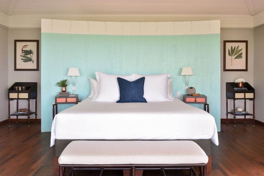 Bay, Ocean, King Bed
