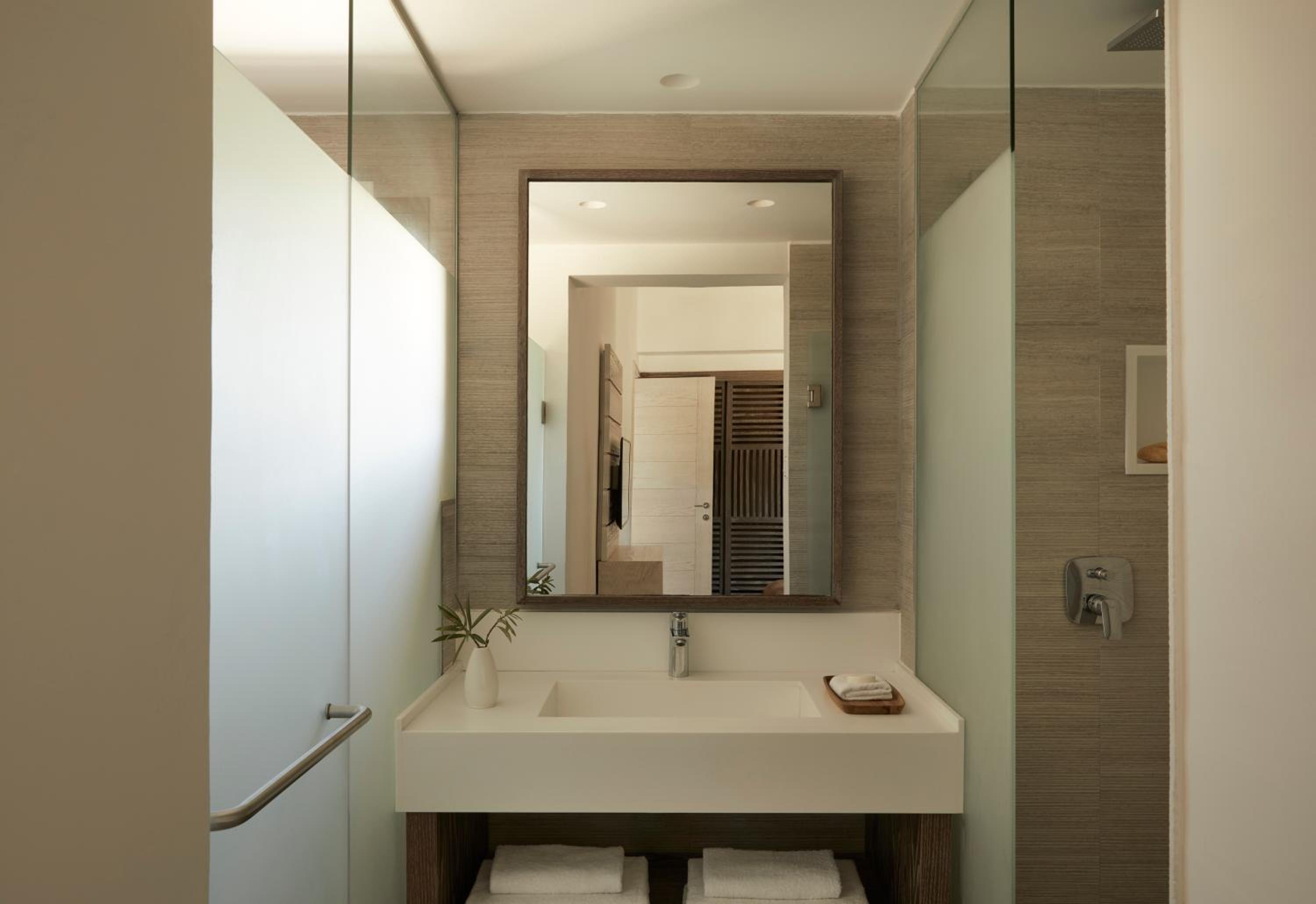 Swim Up, Junior Suite, Bungalow, Bungalow Area، Mare Ayia Napa 3/5